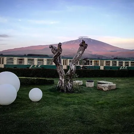 La Fucina Di Vulcano 3*