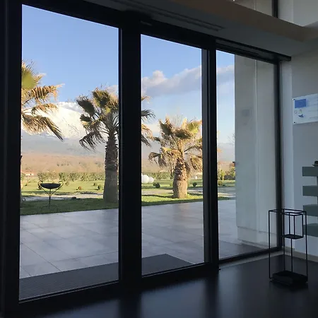 Hotel La Fucina Di Vulcano 3*