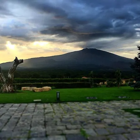 La Fucina Di Vulcano Bronte