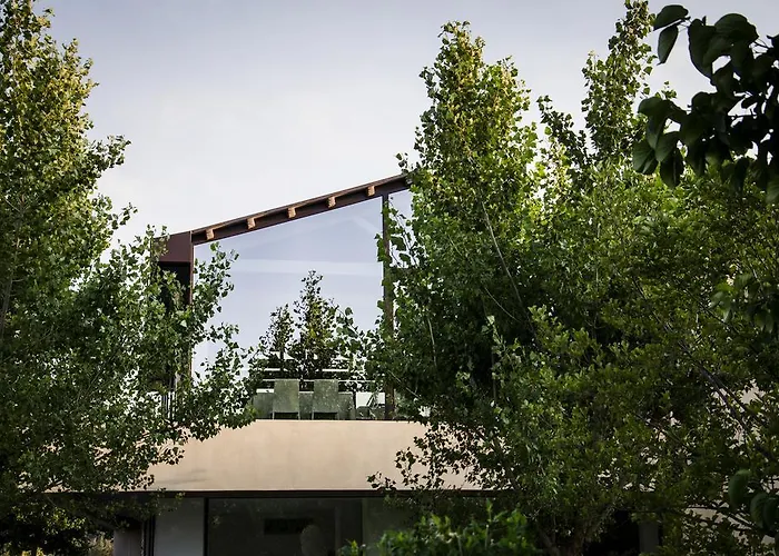 Ξενοδοχείο La Fucina Di Vulcano 3*