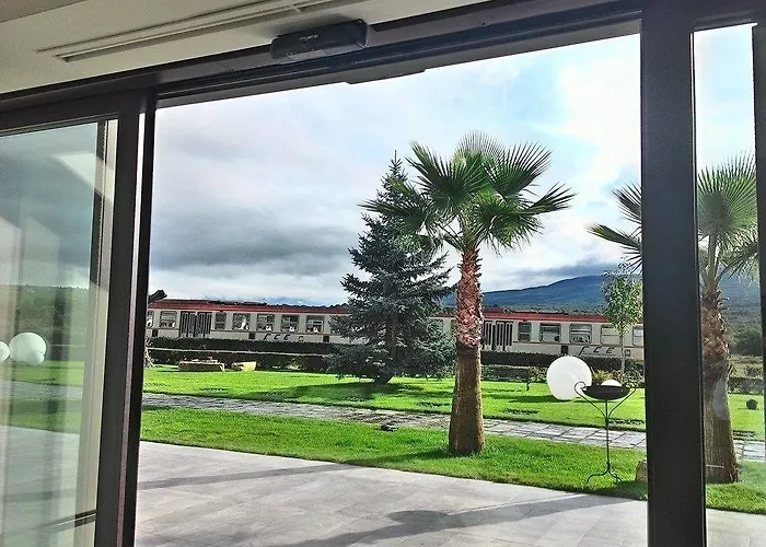 Ξενοδοχείο La Fucina Di Vulcano 3*