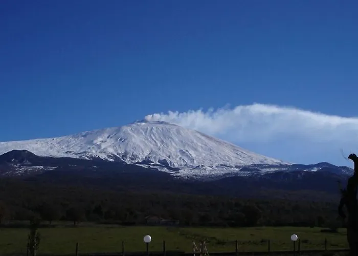 La Fucina Di Vulcano 3*