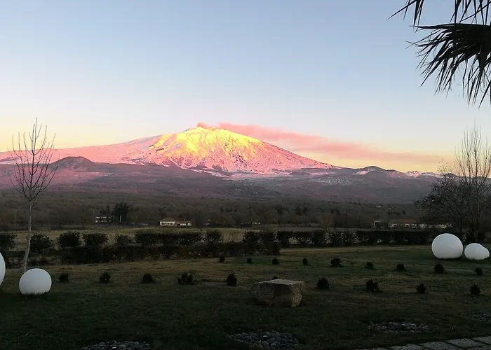 La Fucina Di Vulcano 3*