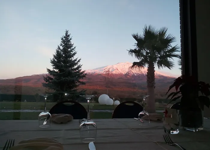 La Fucina Di Vulcano 3*