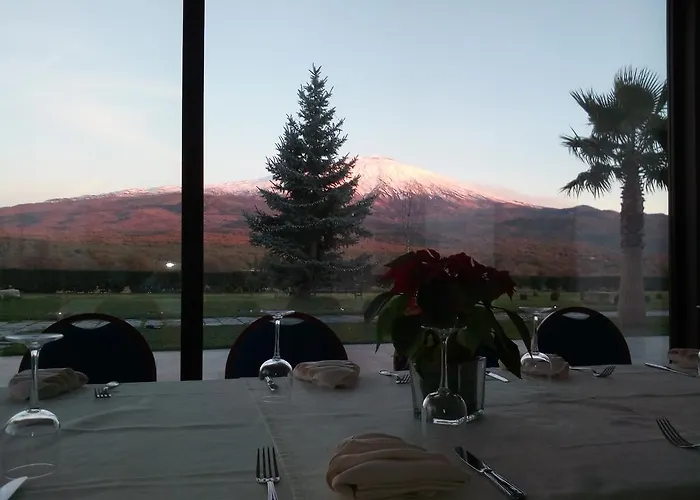 La Fucina Di Vulcano 3*